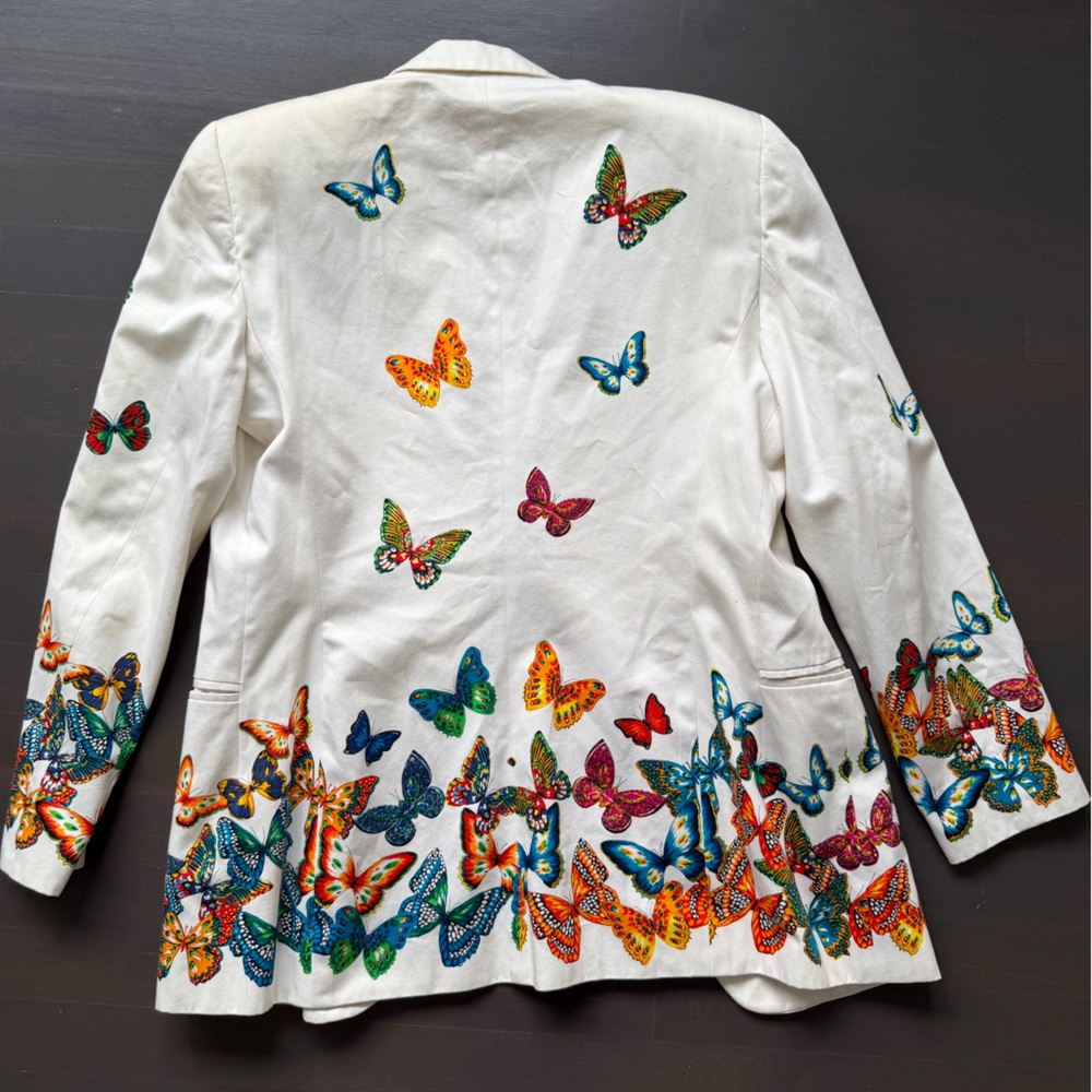 Vintage Escada Women's White Blazer with Colorful Butterfly Design - Picture 9 of 14